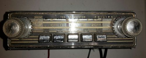 Car radio vintage Philips 12 volts